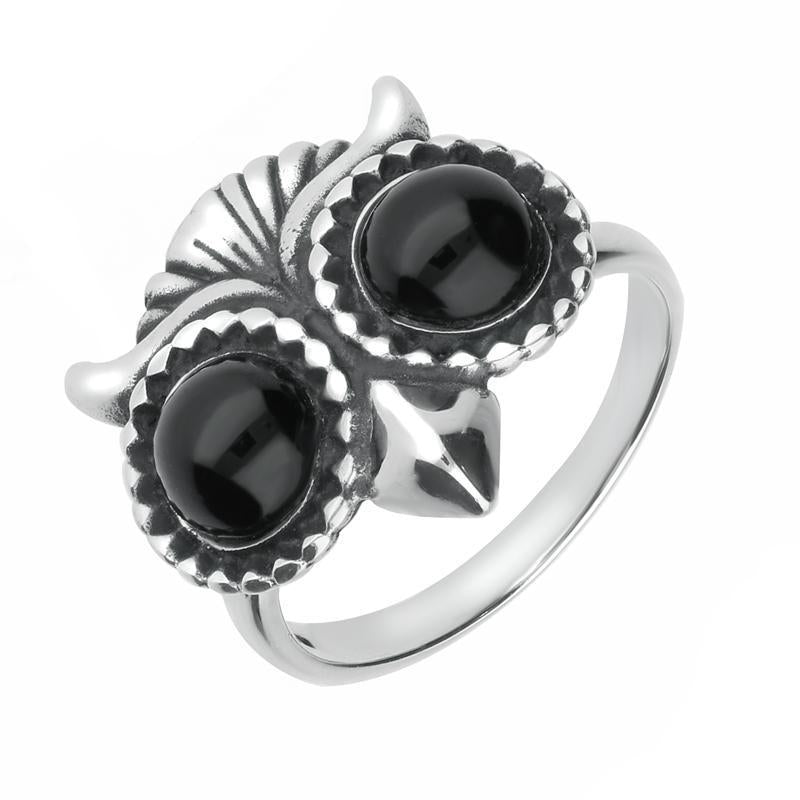 Sterling Silver Whitby Jet Owl Ring. R855.